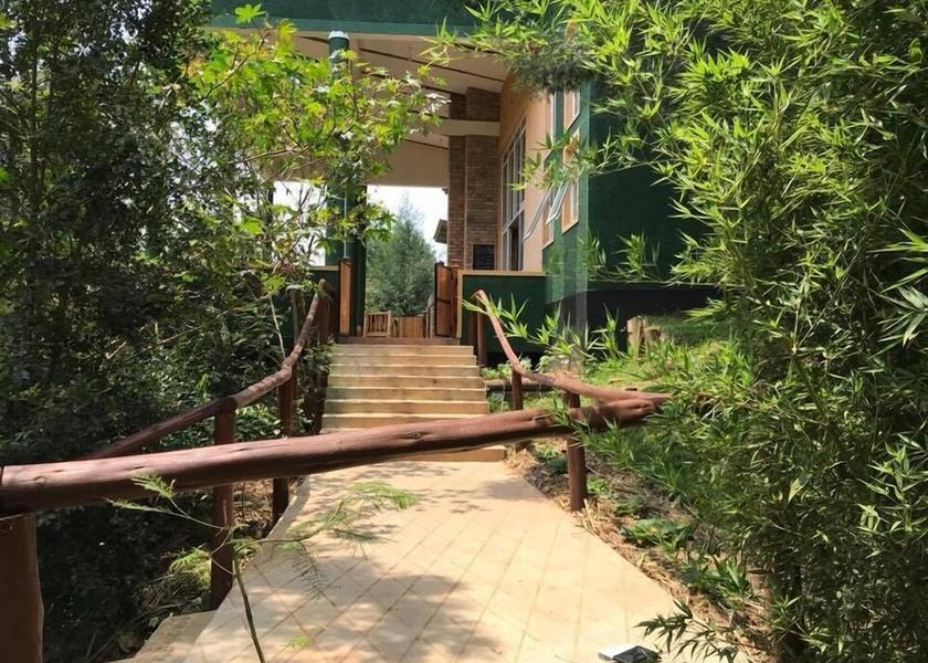 Western Region Muhanga Exterior Detail