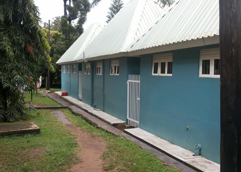  Nebbi Exterior Detail