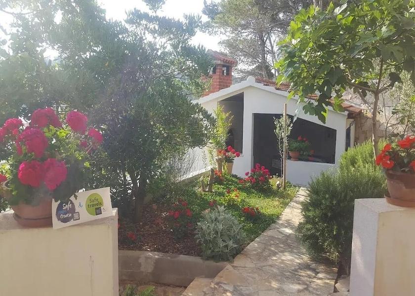 Split-Dalmatia Solta Garden