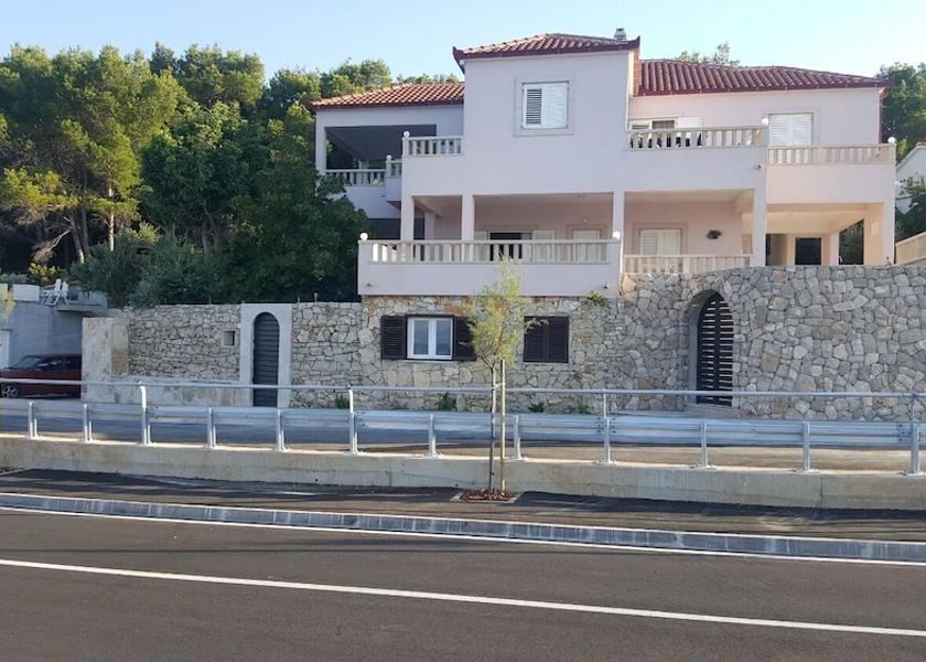 Split-Dalmatia Solta Exterior Detail