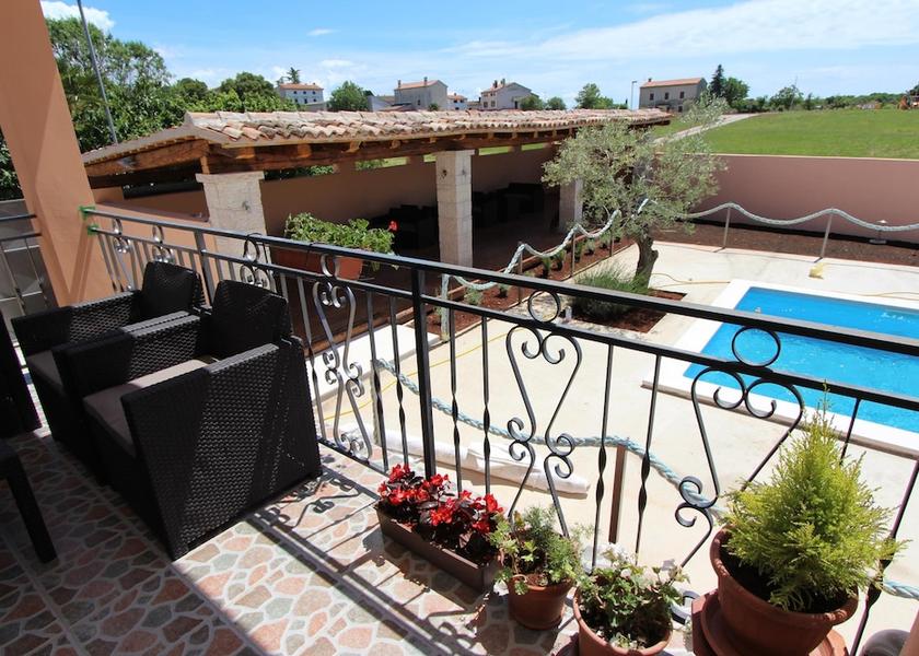 Istria (county) Bale Terrace