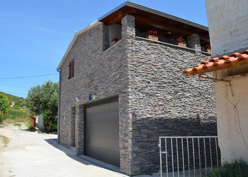 Sibenik-Knin Tribunj Facade