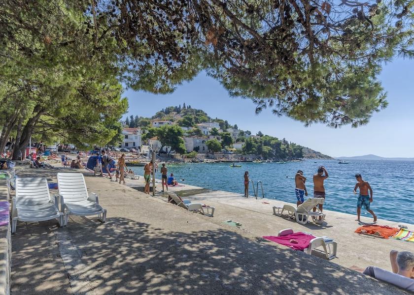 Sibenik-Knin Tribunj Beach