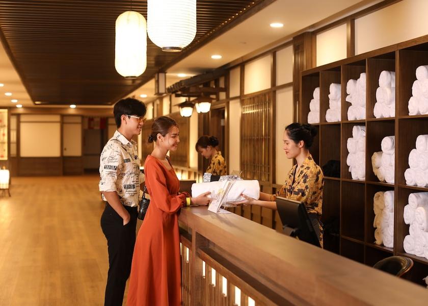 Quang Ninh Cam Pha Reception