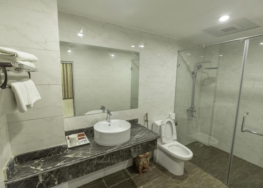 Quang Ninh Province Mong Cai Bathroom