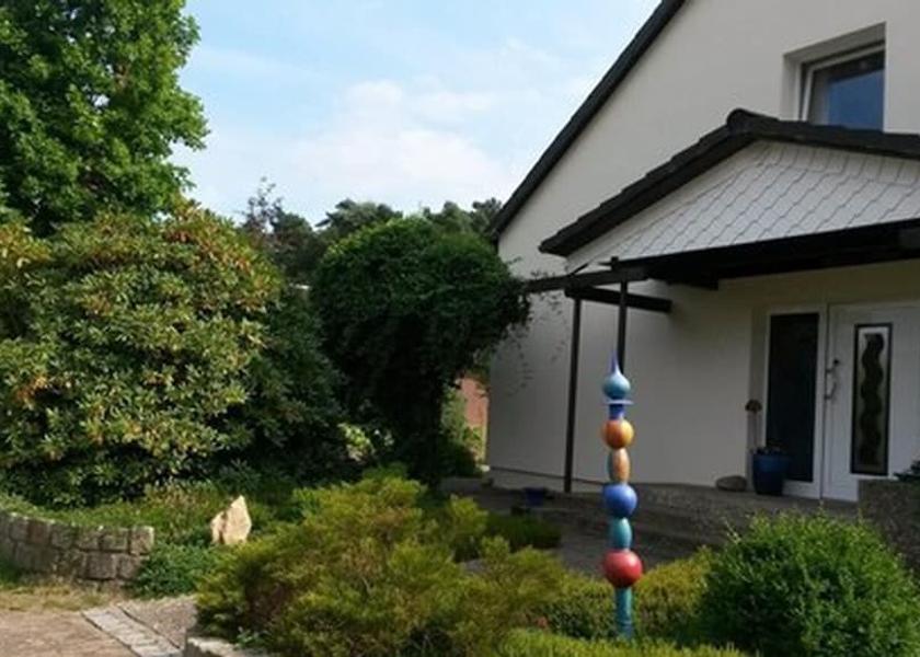 Lower Saxony Rosengarten Exterior Detail