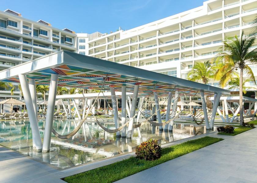 Quintana Roo Punta Sam Exterior Detail