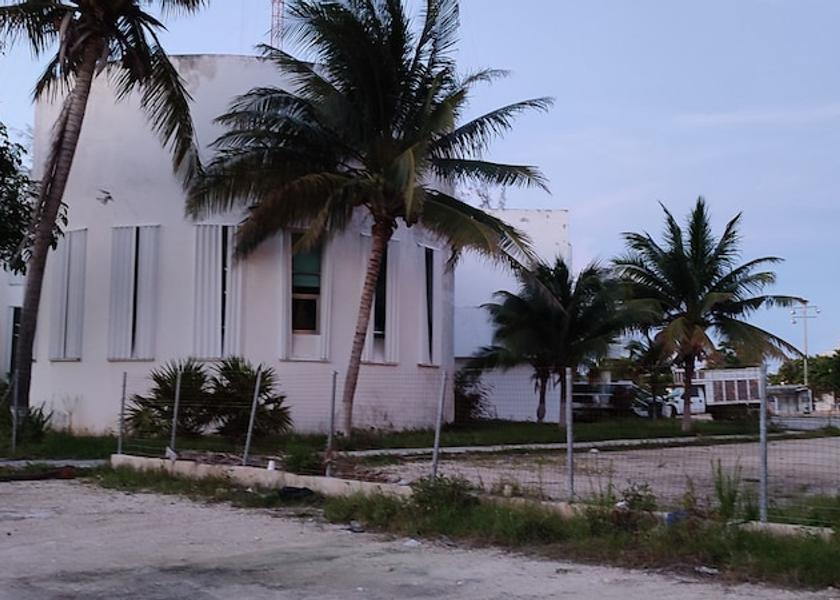 Quintana Roo Punta Sam Exterior Detail