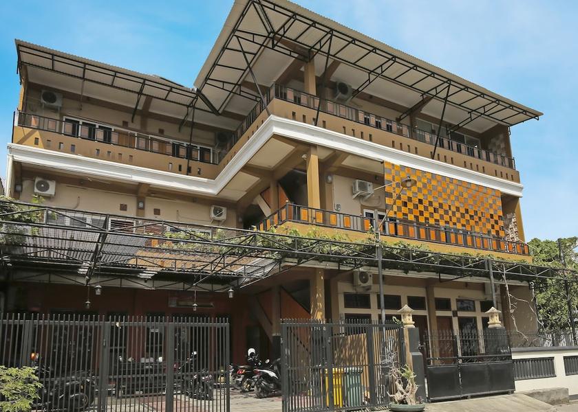  Mataram Exterior Detail