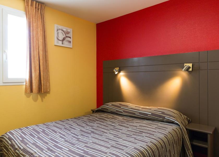 Nouvelle-Aquitaine Terrasson-la-Villedieu Room