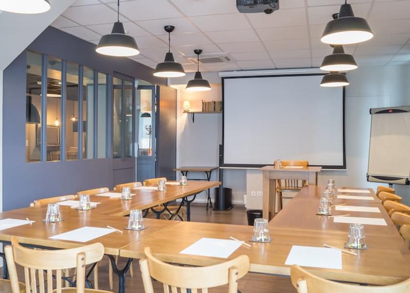 Auvergne-Rhone-Alpes Portes-les-Valence Business Centre