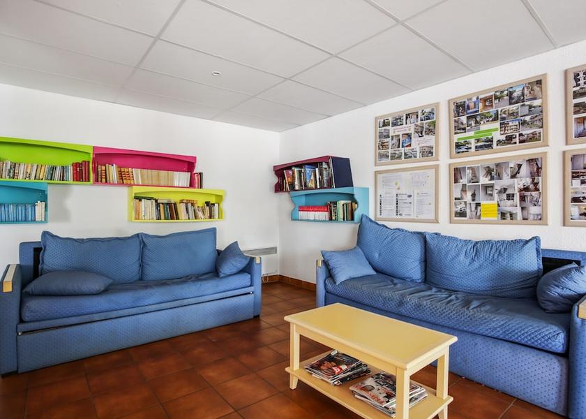 Provence - Alpes - Cote d'Azur Saint-Raphael Reception