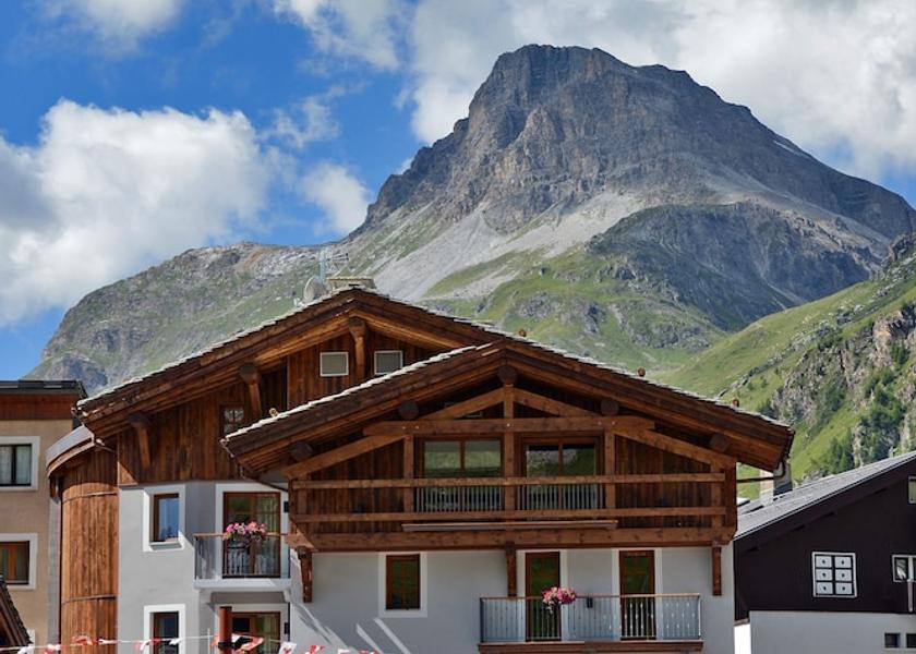 Auvergne-Rhone-Alpes Val-d'Isere Facade