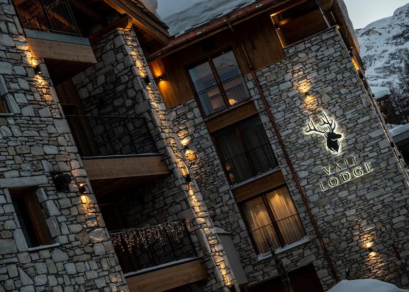 Auvergne-Rhone-Alpes Val-d'Isere Exterior Detail