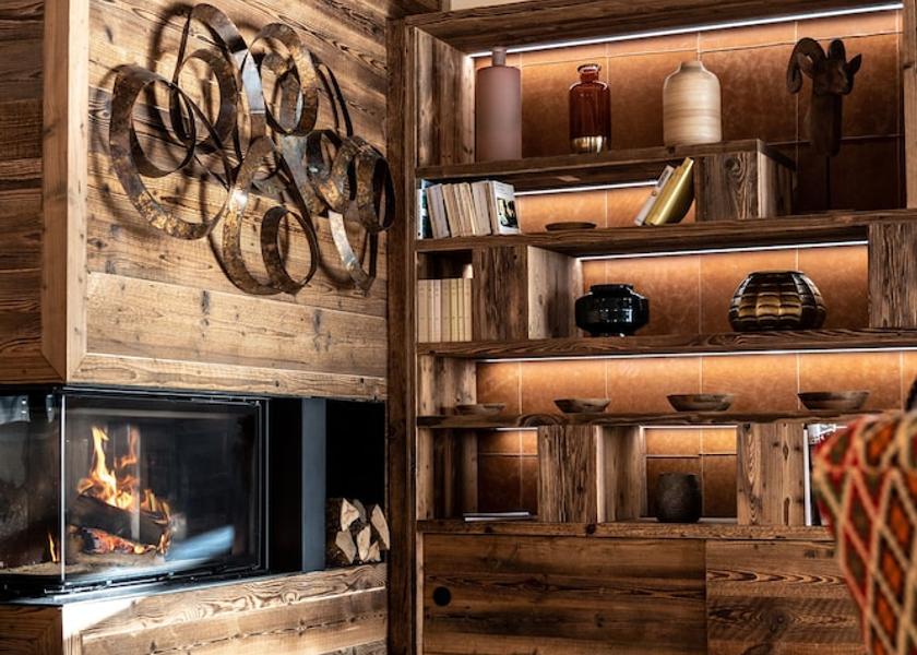 Auvergne-Rhone-Alpes Val-d'Isere Interior Entrance