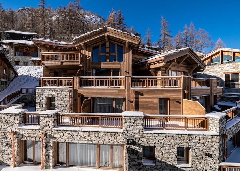 Auvergne-Rhone-Alpes Val-d'Isere Exterior Detail