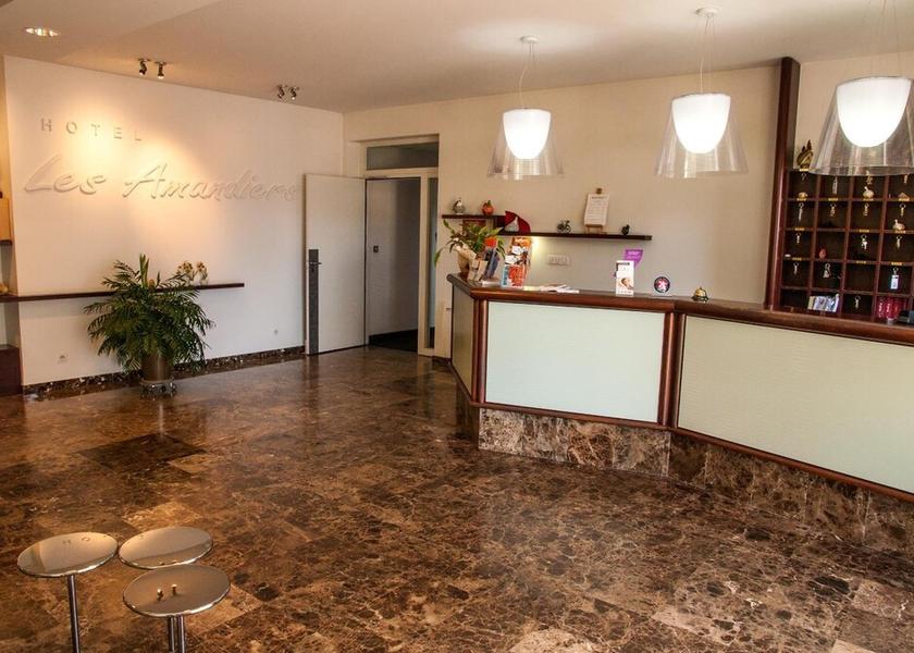 Auvergne-Rhone-Alpes Tournon-sur-Rhone Lobby