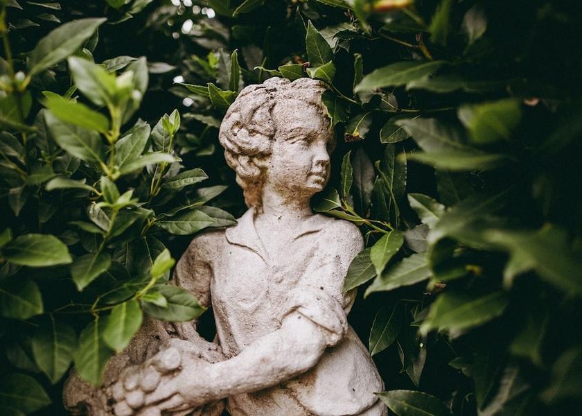 Nouvelle-Aquitaine Leoville Exterior Detail