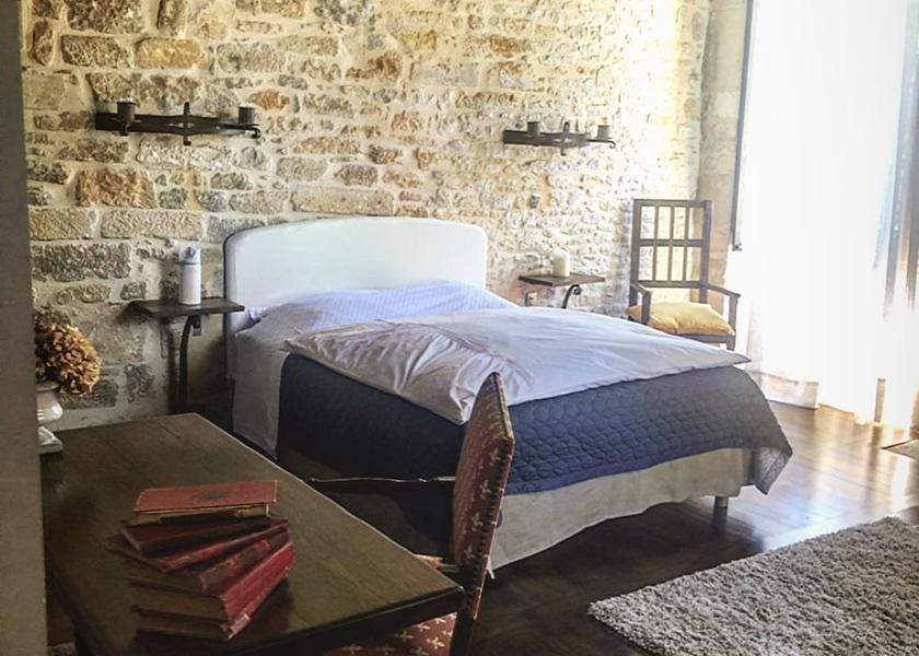 Nouvelle-Aquitaine Saint-Genies Room