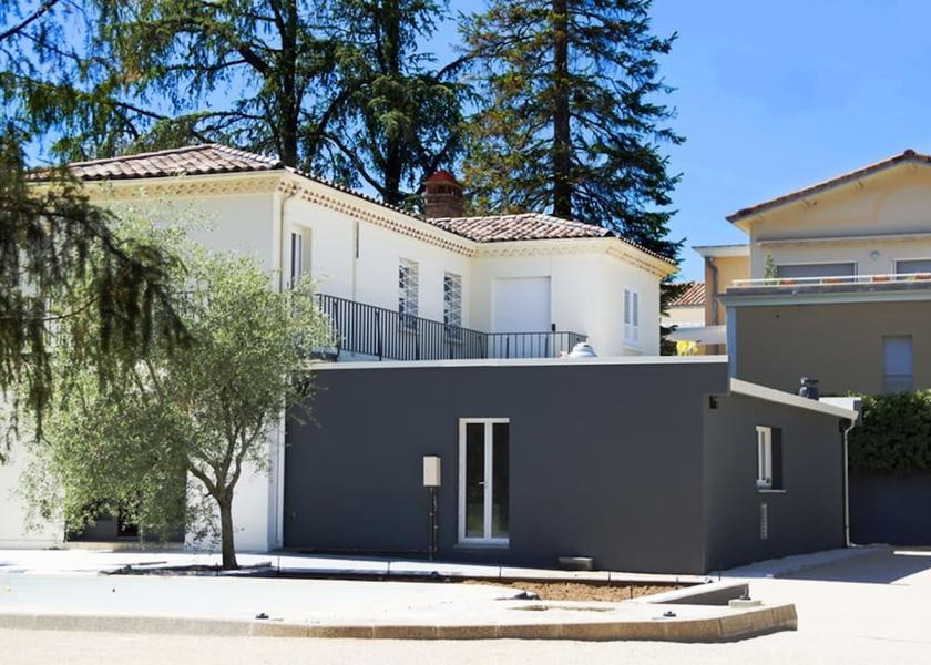 Auvergne-Rhone-Alpes Romans-sur-Isere Facade