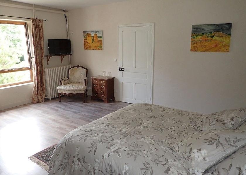 Centre - Loire Valley Ambillou Room