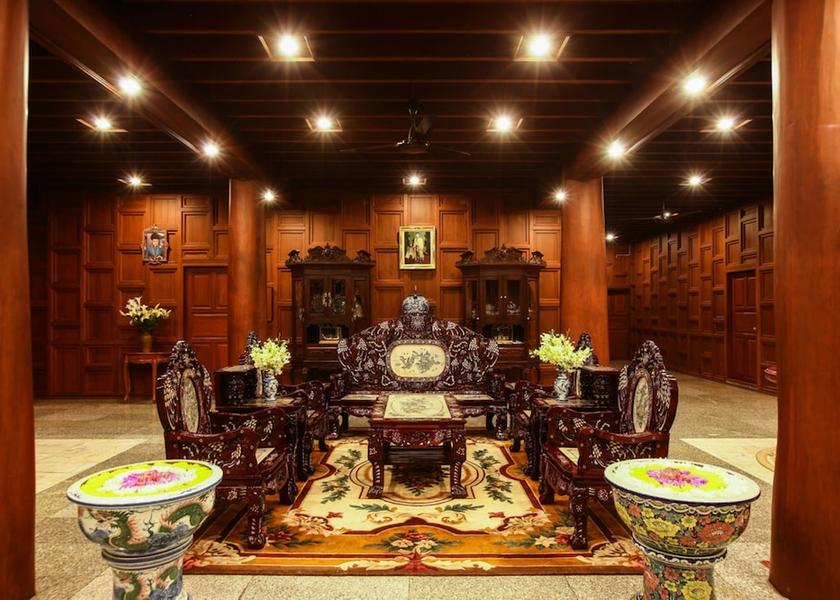 Chiang Mai Province San Pa Thong Reception
