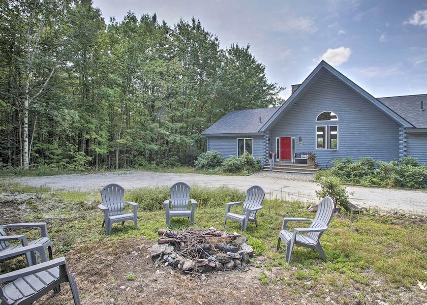 Idaho Harrison Interior Entrance