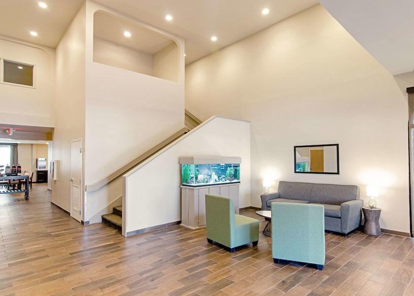 Louisiana Gonzales Lobby