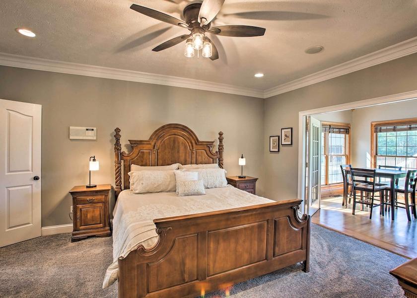 New Hampshire Lebanon Interior Entrance