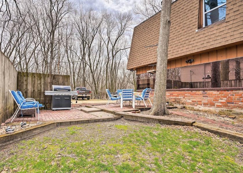 Mississippi Fulton Interior Entrance