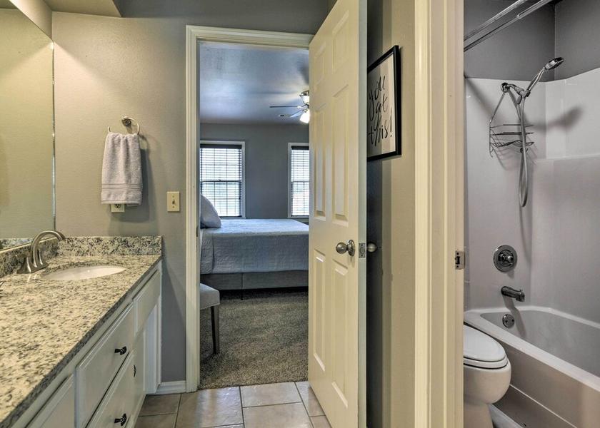 Georgia Fayetteville Interior Entrance