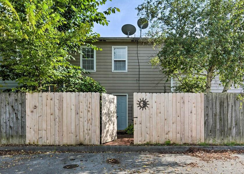 Georgia Fayetteville Interior Entrance