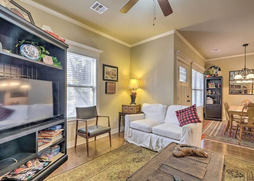 Georgia Fayetteville Interior Entrance