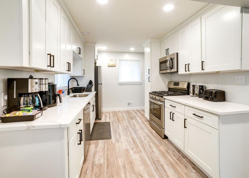 Alabama Monroeville Interior Entrance