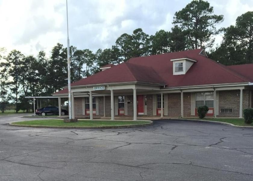Alabama Monroeville Exterior Detail
