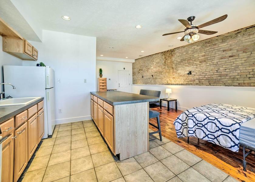 Vermont Lowell Interior Entrance