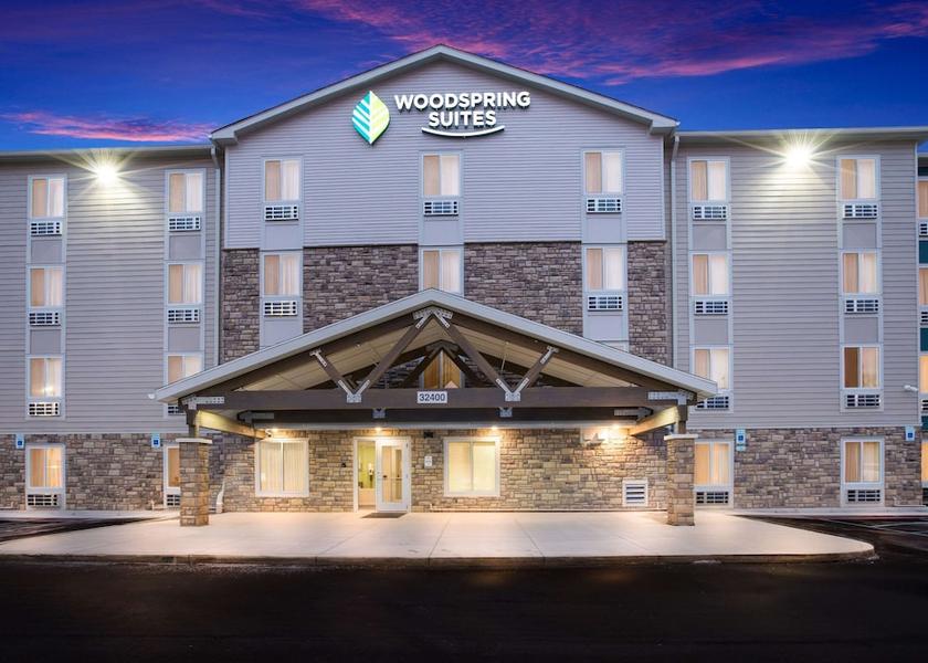 Virginia Madison Heights Exterior Detail