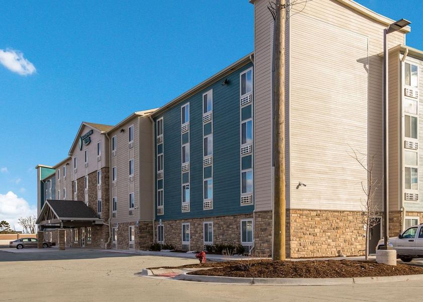 Virginia Madison Heights Exterior Detail