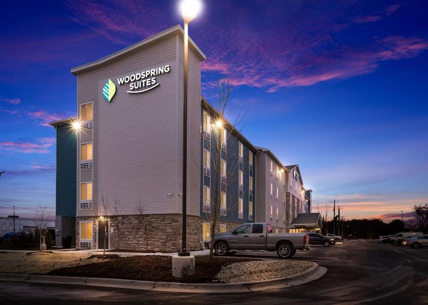 Virginia Madison Heights Exterior Detail