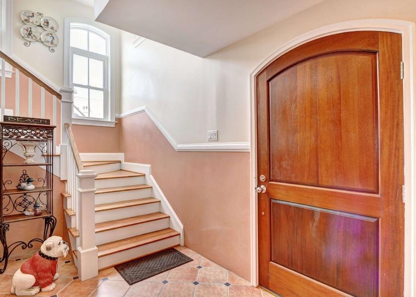 Georgia St. Simons Island Interior Entrance