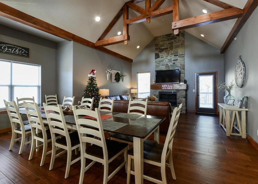 Missouri Hollister Kitchen