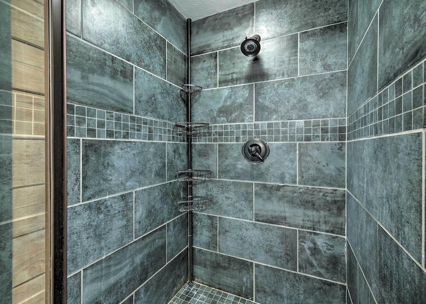 Missouri Hollister Interior Entrance