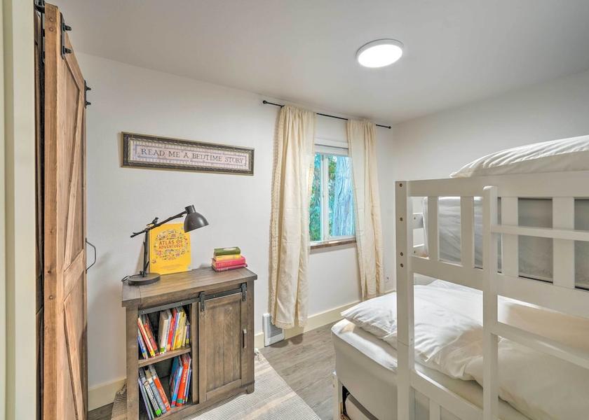 Washington Blaine Interior Entrance