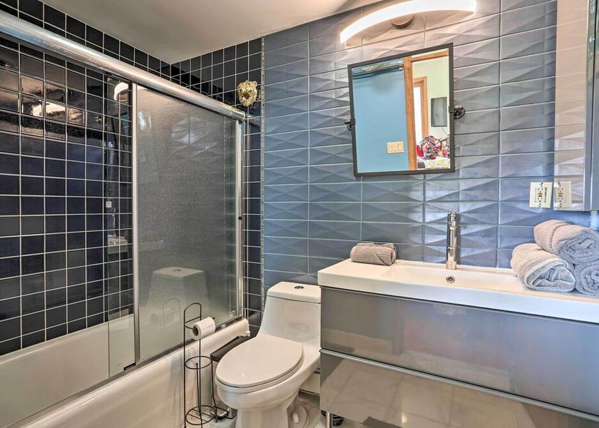 Kentucky Jeffersonville Interior Entrance