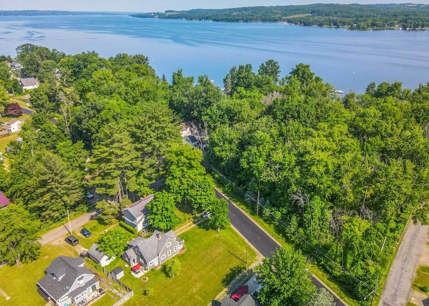 Colorado Lakewood Interior Entrance