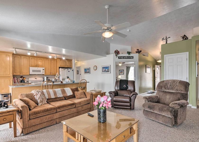 Illinois Aurora Interior Entrance