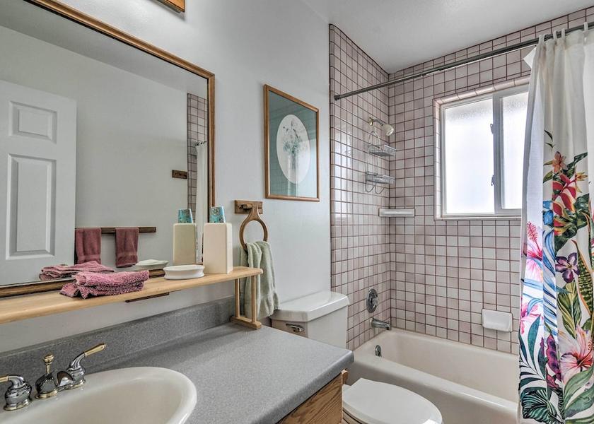 Illinois Aurora Interior Entrance