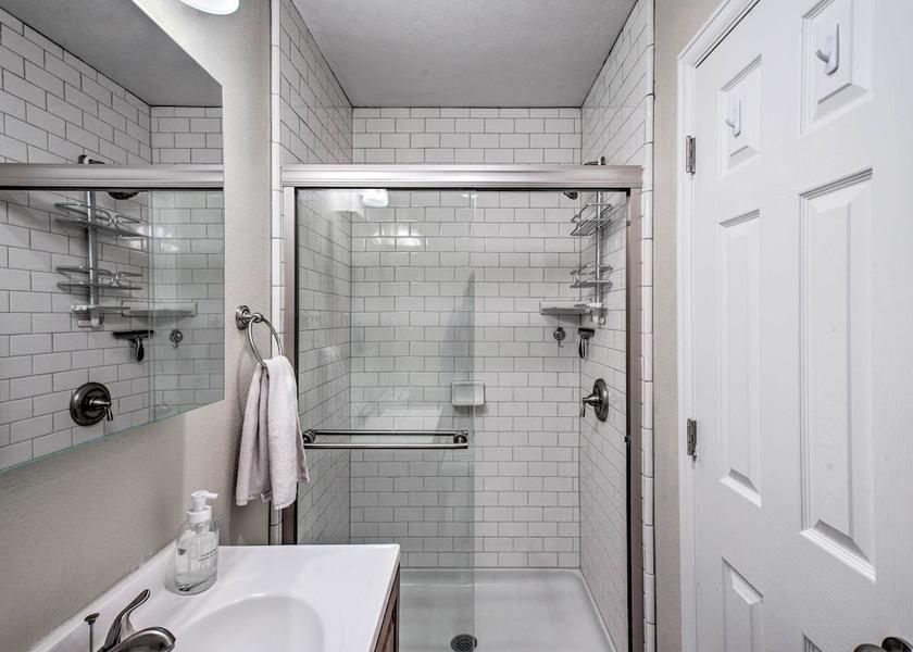 Illinois Aurora Interior Entrance