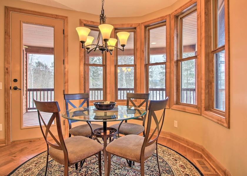 Illinois Aurora Interior Entrance