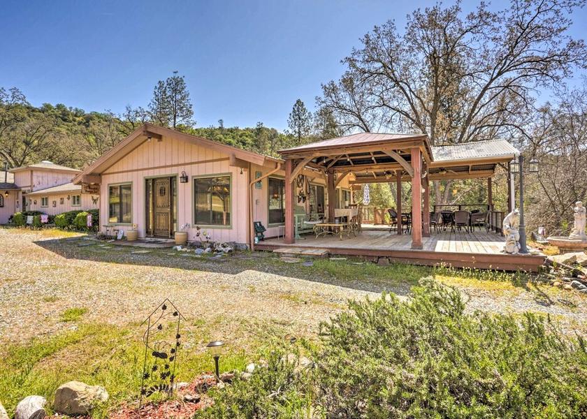 California Oakhurst Primary image